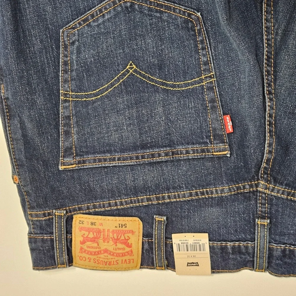 Levis levis 541